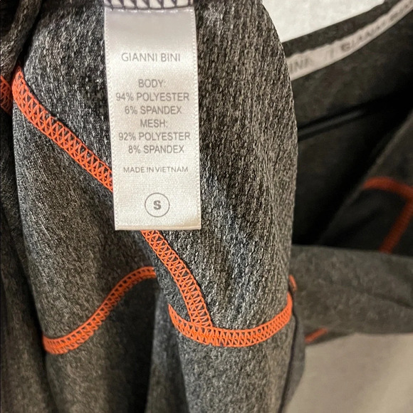 Gianni Bini Charcoal and Tangerine Short Sleeve Tee - Picture 4 of 4